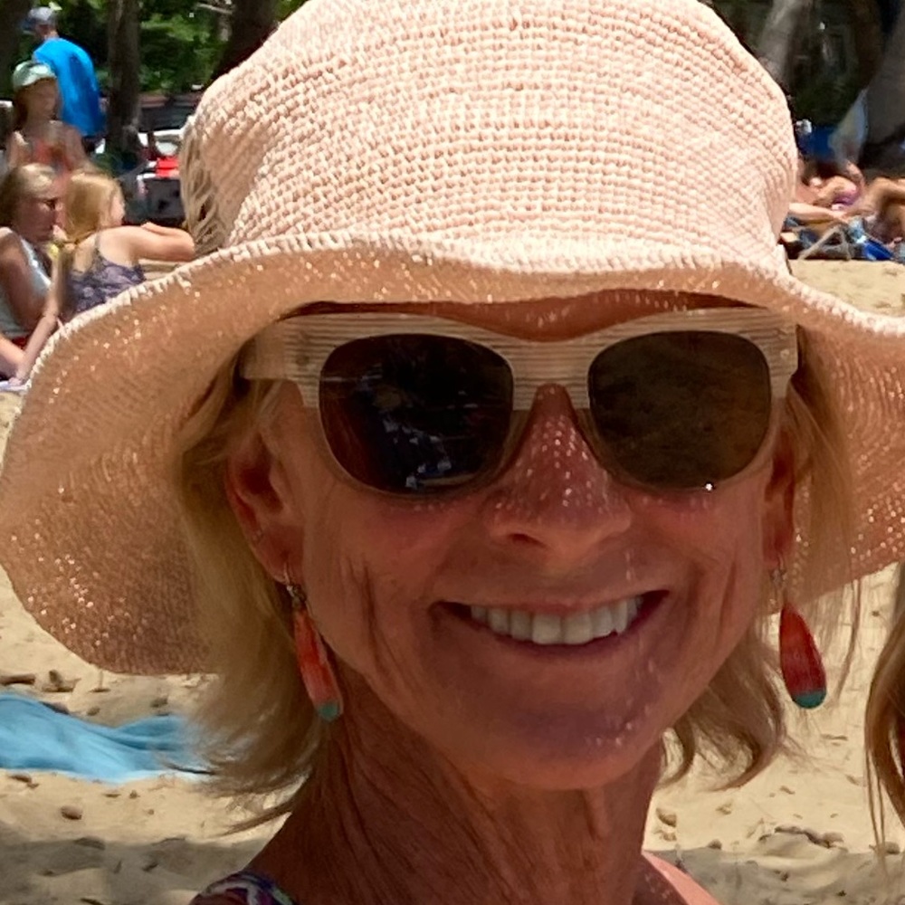 Meet your Posher, Lillian